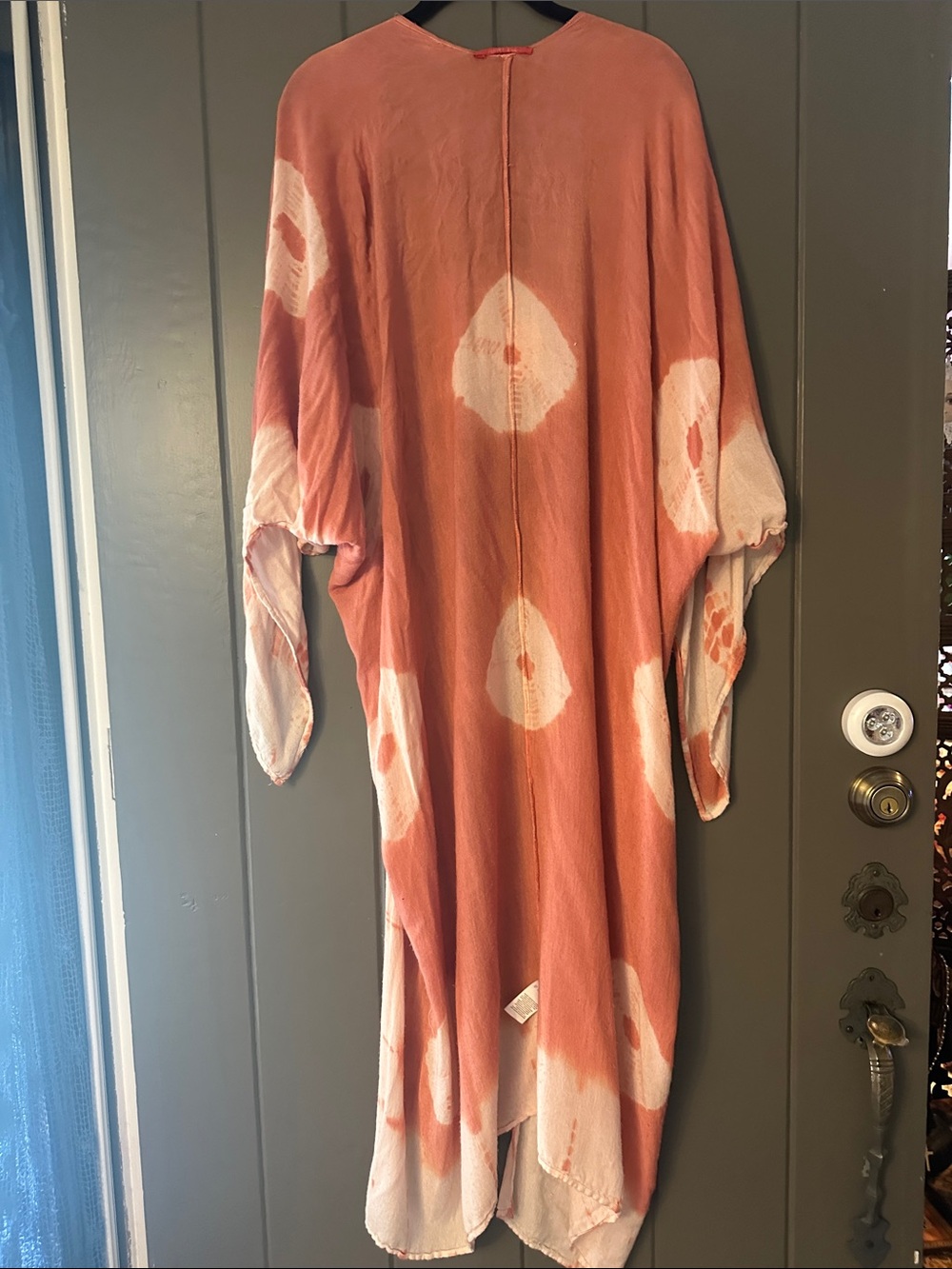 Beautiful Lounge Robe - Picture 3 of 3